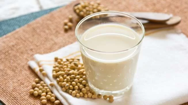 Susu soya adalah pilihan utama untuk minuman sihat semasa kehamilan.